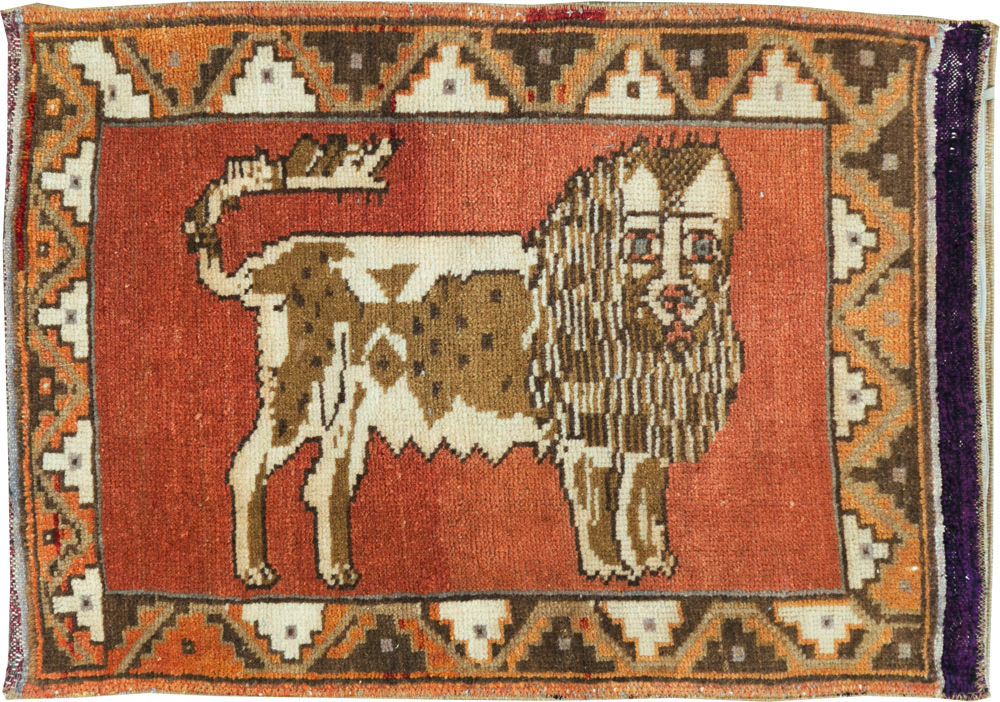 Vintage Turkish Anatolian Pictorial Rug (Pair: 1 of 2), No.29349 - Staging