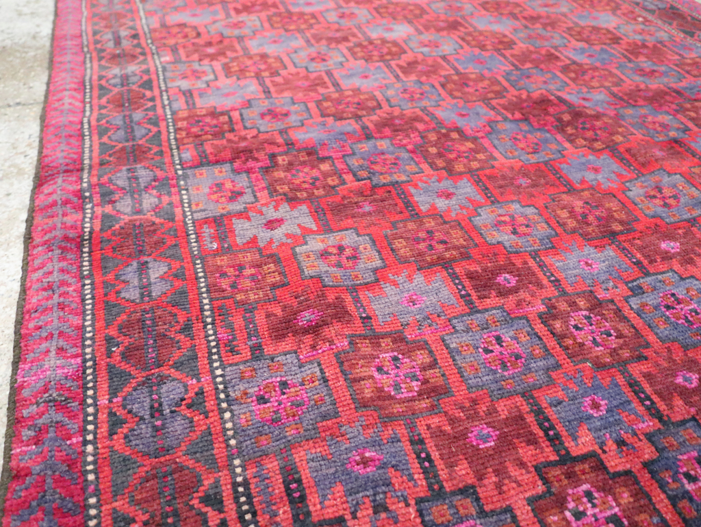 Vintage Persian Baluch Tribal Accent Rug, No.29358 - Staging