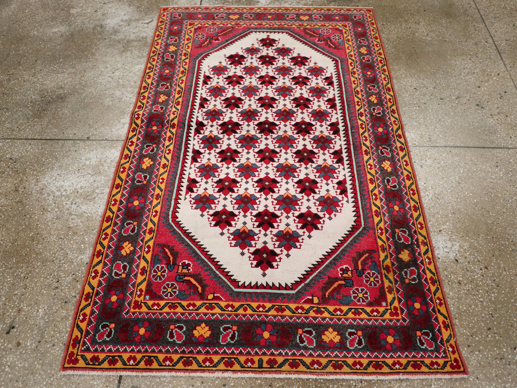 Vintage Persian Malayer Throw Rug, No.29360 - Staging