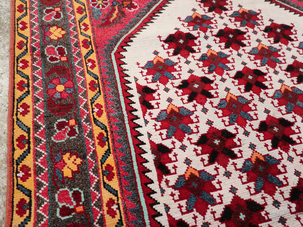 Vintage Persian Malayer Throw Rug, No.29360 - Staging