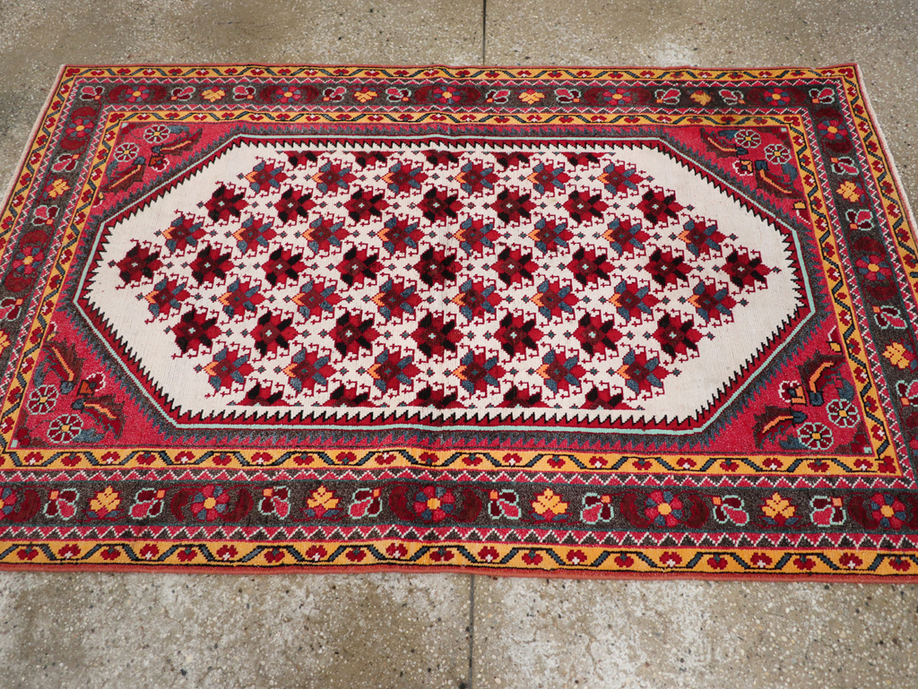 Vintage Persian Malayer Throw Rug, No.29360 - Staging
