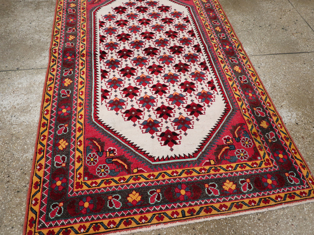 Vintage Persian Malayer Throw Rug, No.29360 - Staging