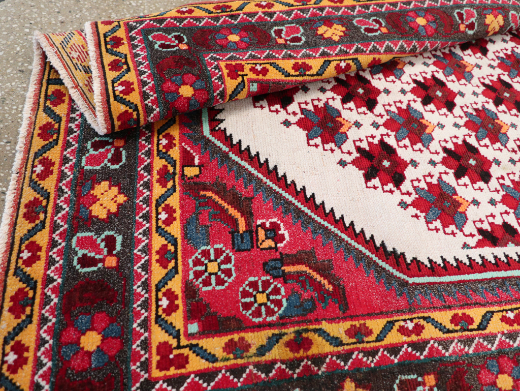 Vintage Persian Malayer Throw Rug, No.29360 - Staging