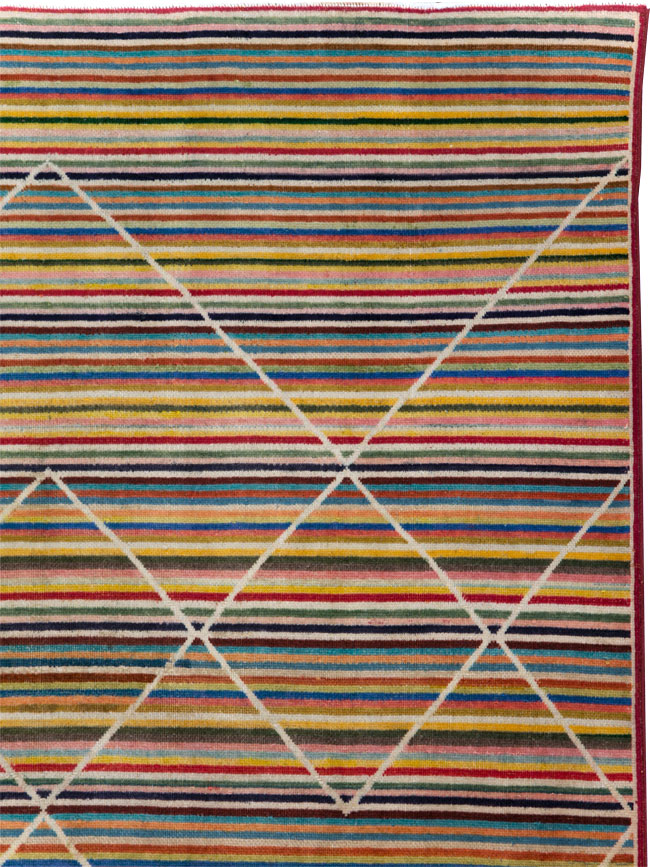 Vintage Persian Mahal Gallery Rug, No.29363 - Staging