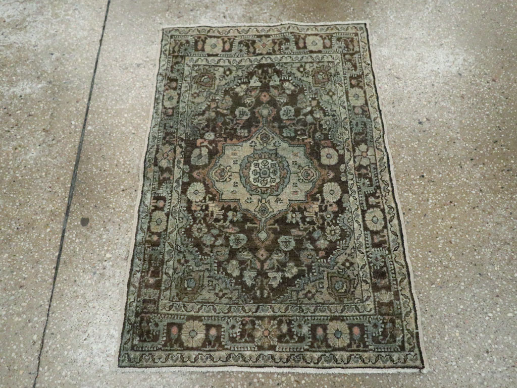 Antique Persian Malayer Throw Rug, No.29375 - Staging
