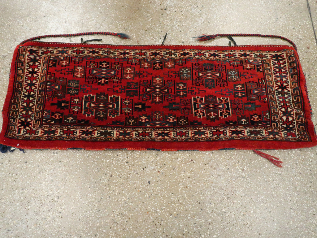 Vintage Central Asia Turkoman Bag Face, No.29382 - Staging