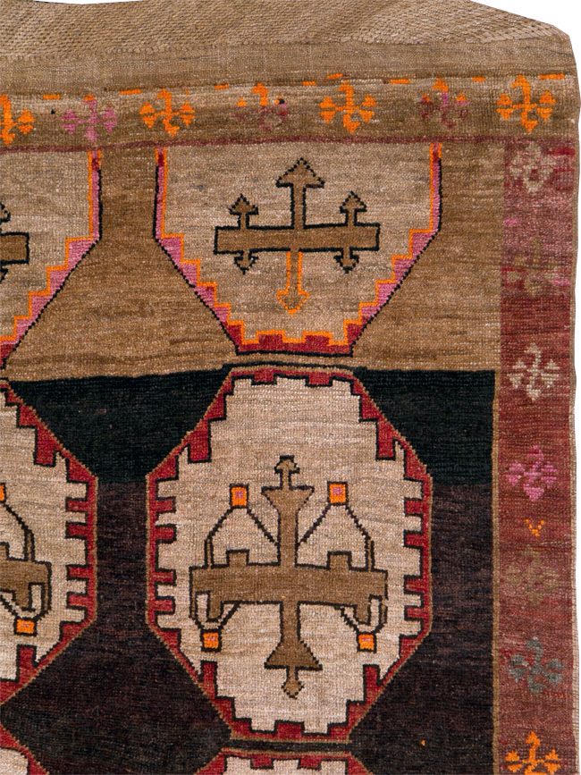 Vintage Anatolian Rug, No.29391 - Staging
