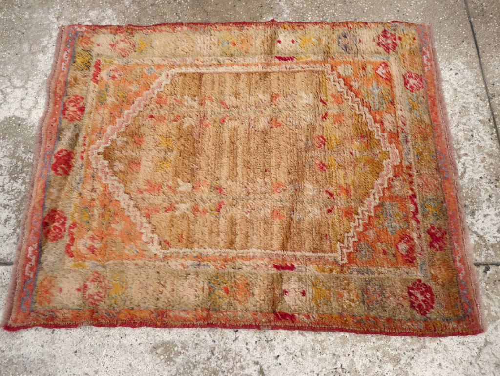 Antique Turkish Angora Oushak Throw Rug, No.29412 - Staging
