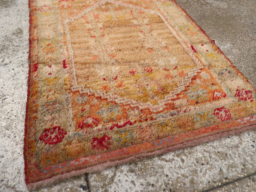 Antique Turkish Angora Oushak Throw Rug, No.29412 - Staging