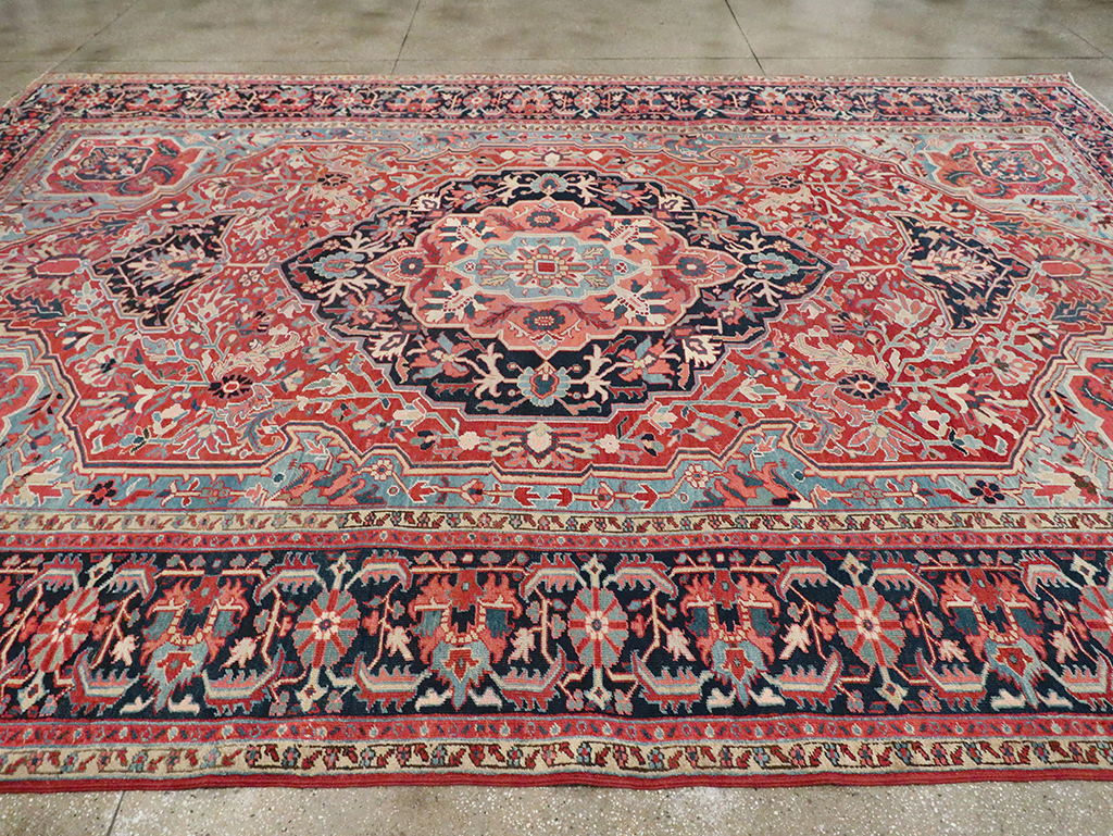 Antique Persian Heriz Carpet, No.29419 - Staging