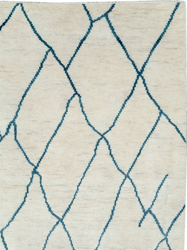 Contemporary Moroccan Room Size Carpet, No.29440 - Staging