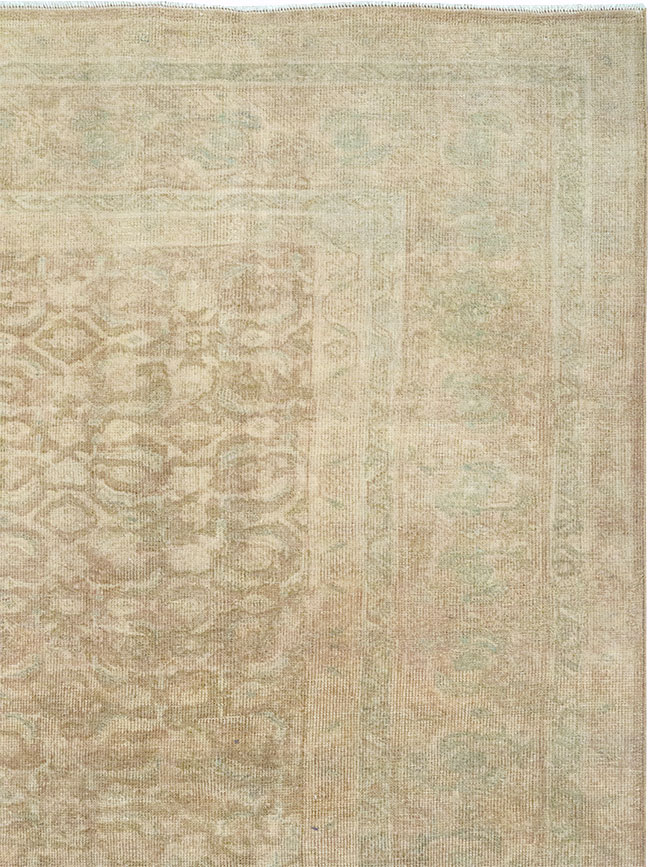 Antique Persian Mahal Carpet, No.29444 - Staging