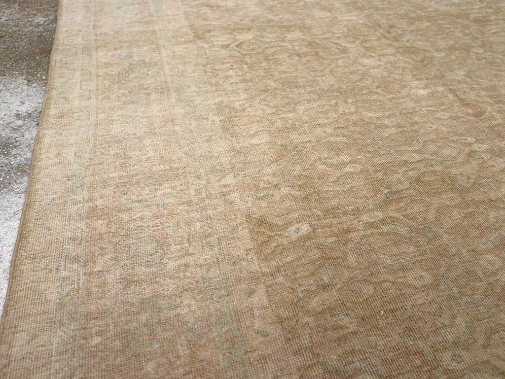 Antique Persian Mahal Carpet, No.29444 - Staging