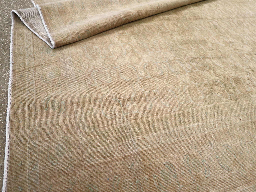 Antique Persian Mahal Carpet, No.29444 - Staging