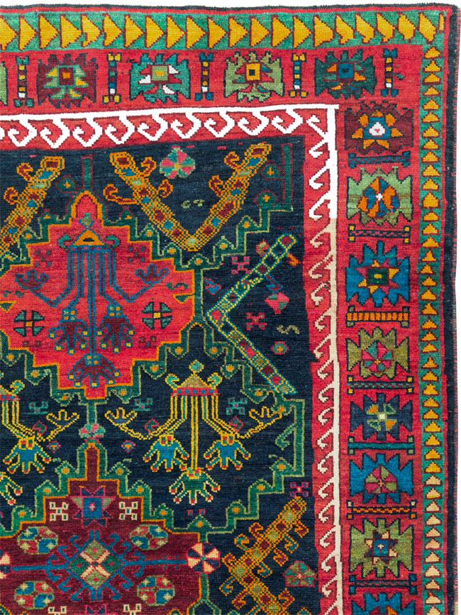 Vintage Persian Ardabil Small Room Size Carpet, No.29446 - Staging