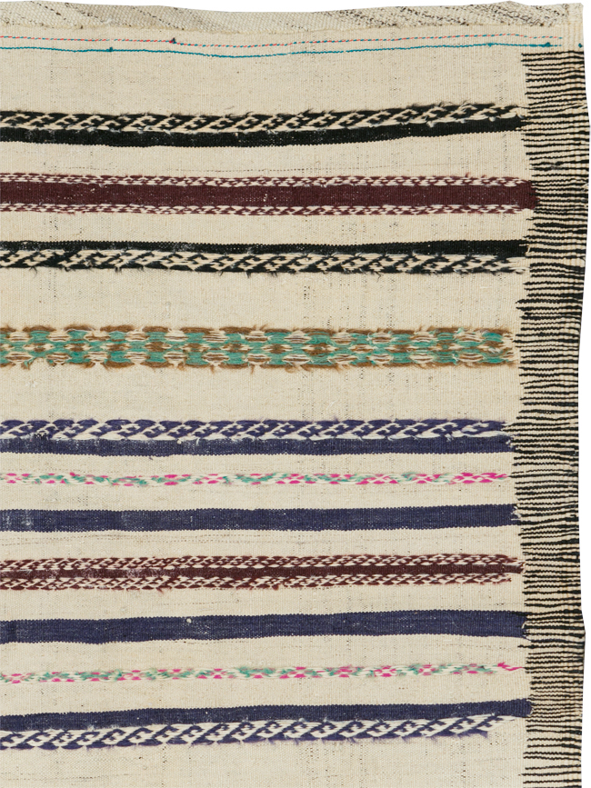 Vintage Persian Kilim, No.29455 - Staging