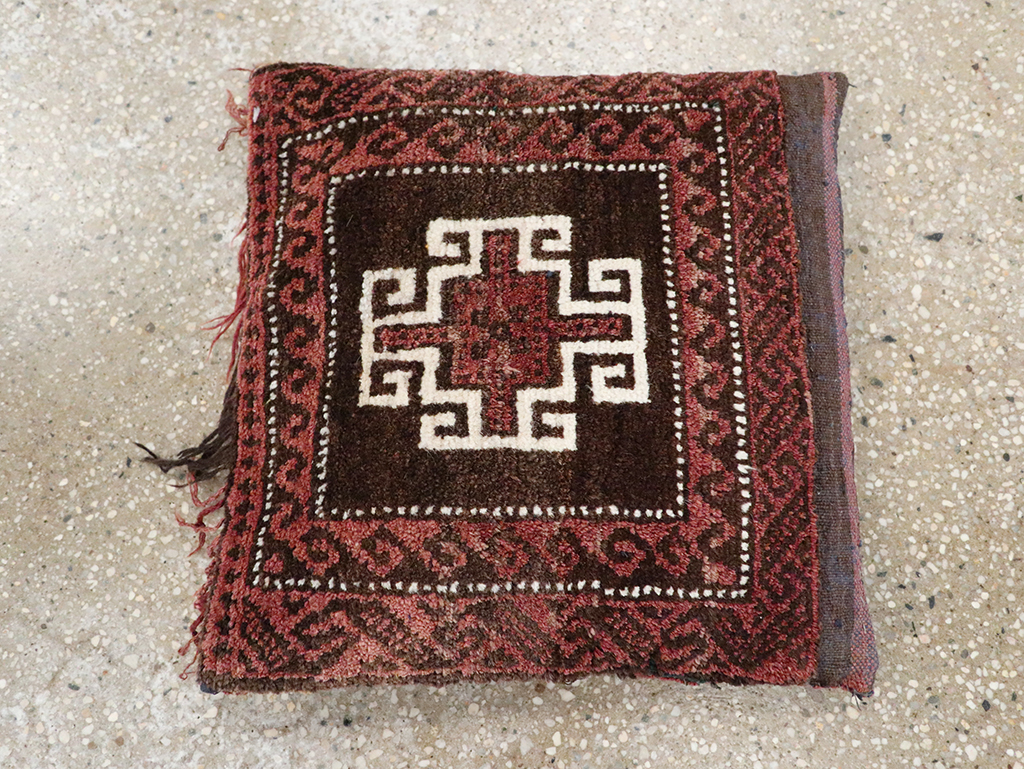 Vintage Persian Baluch Pillow, No.29474 - Staging