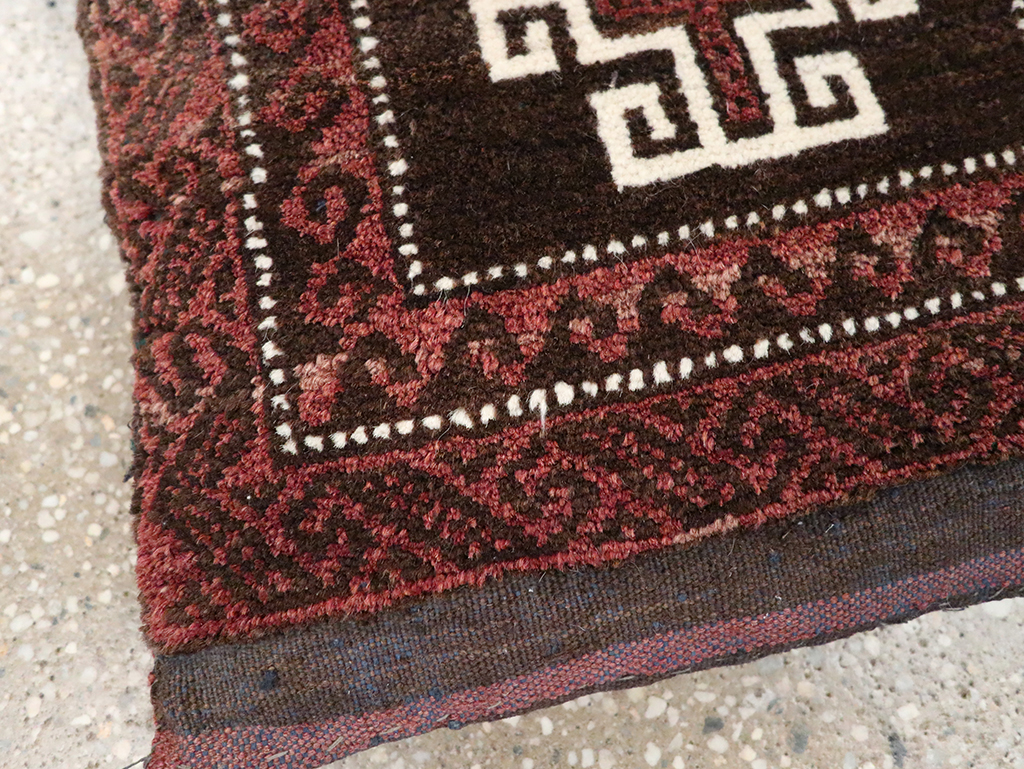 Vintage Persian Baluch Pillow, No.29474 - Staging
