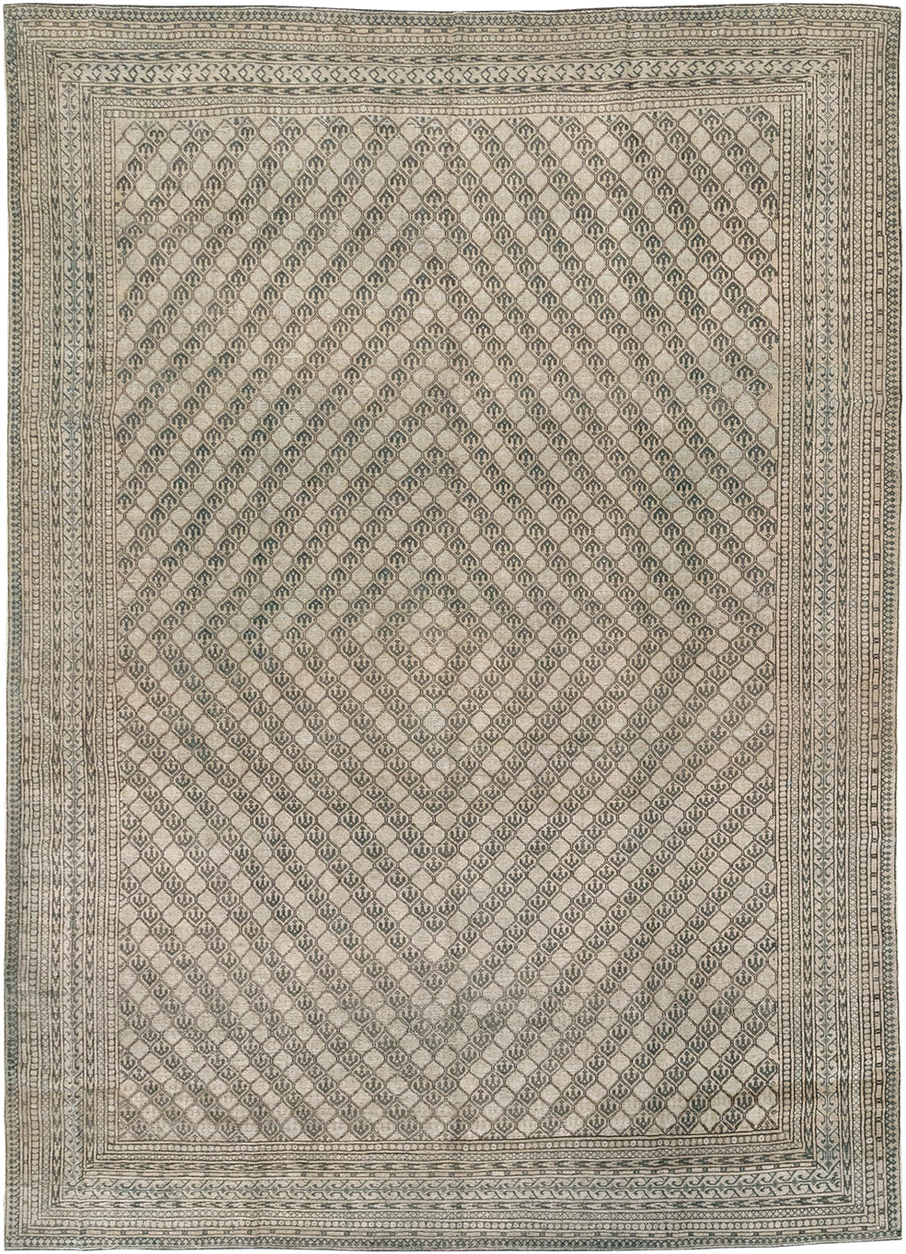 Vintage Central Asia Turkoman Room Size Carpet, No.29493 - Staging