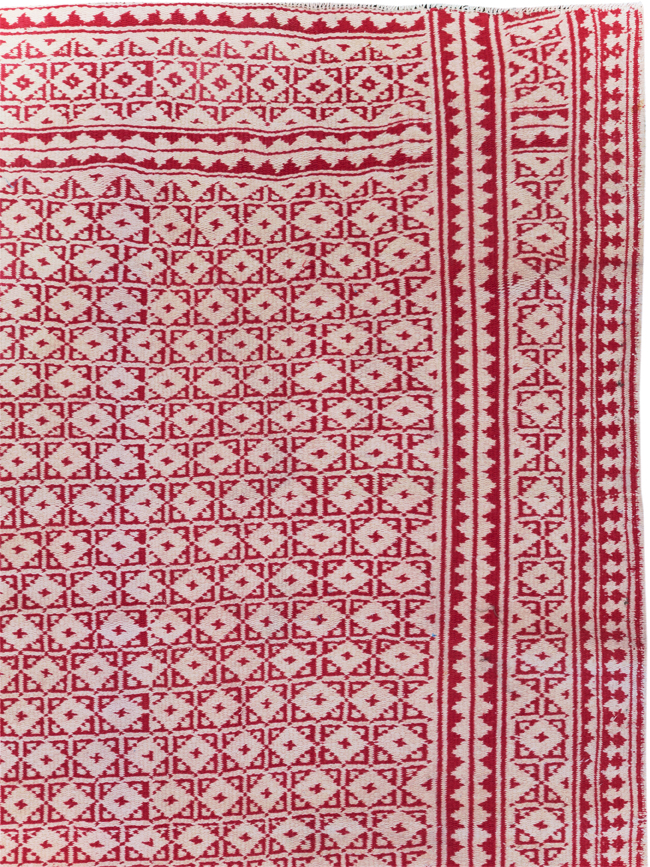 Vintage Persian Flatweave Kilim Room Size Carpet, No.29502 - Staging