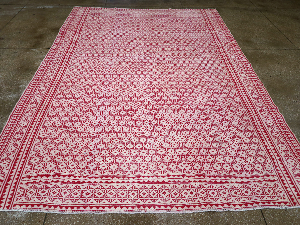 Vintage Persian Flatweave Kilim Room Size Carpet, No.29502 - Staging