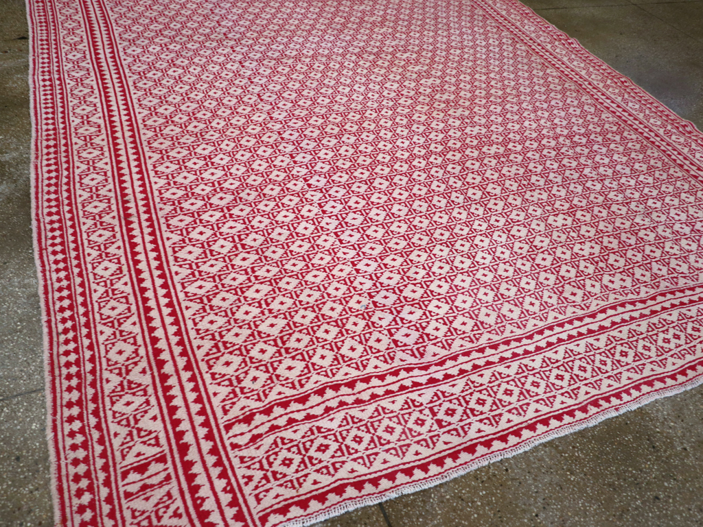 Vintage Persian Flatweave Kilim Room Size Carpet, No.29502 - Staging