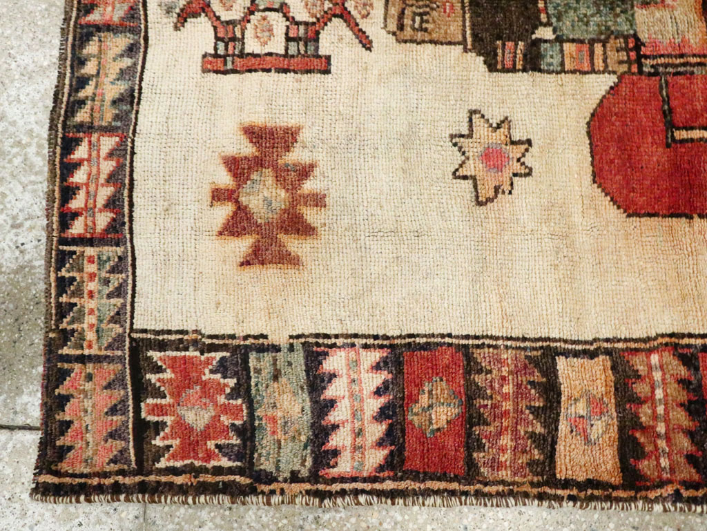 Vintage Persian Pictorial Bakhtiari Rug, No.29508 - Staging