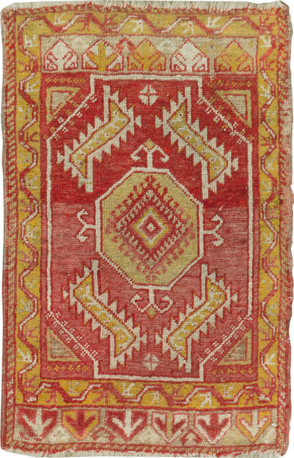 Vintage Turkish Anatolian Throw Rug, No.29512 - Staging
