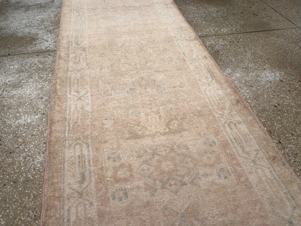 Vintage Persian Malayer Long Runner, No.29514 - Staging