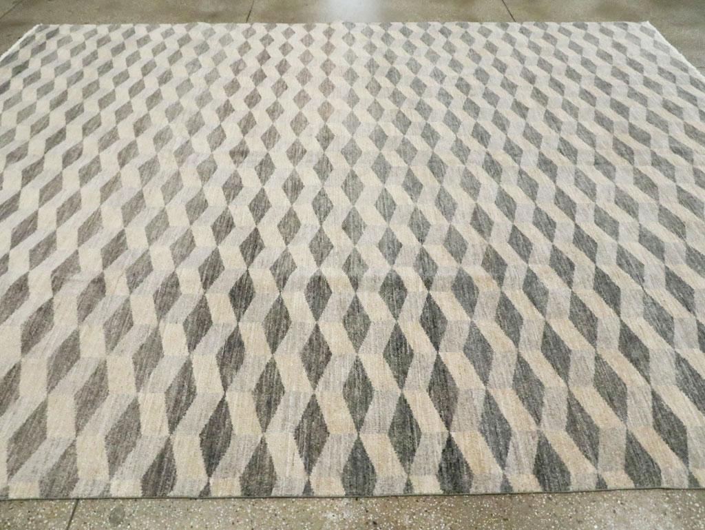 Contemporary Turkish Anatolian Room Size Carpet, No.29541 - Staging