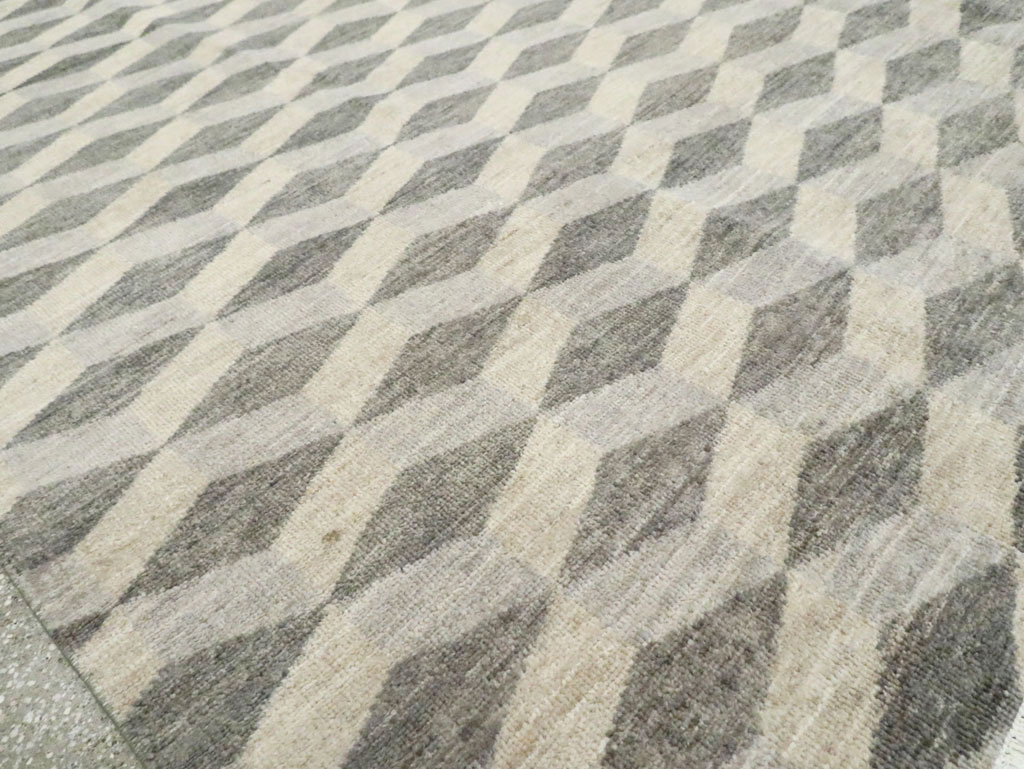 Contemporary Turkish Anatolian Room Size Carpet, No.29541 - Staging