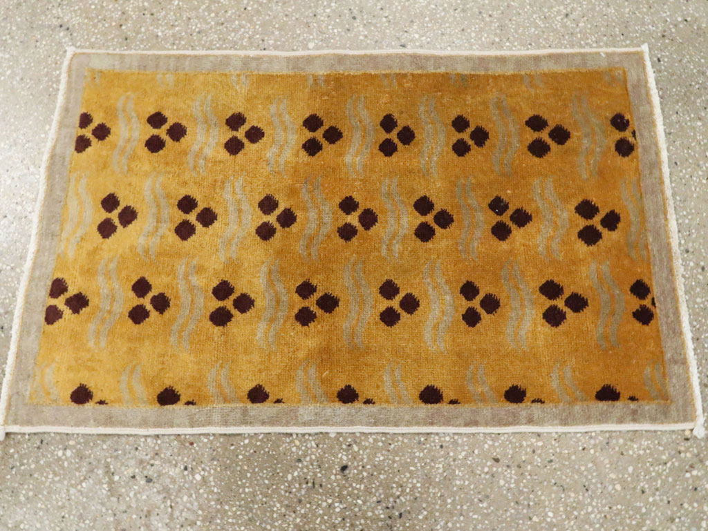 Vintage Turkish Anatolian Deco Rug, No.29544 - Staging