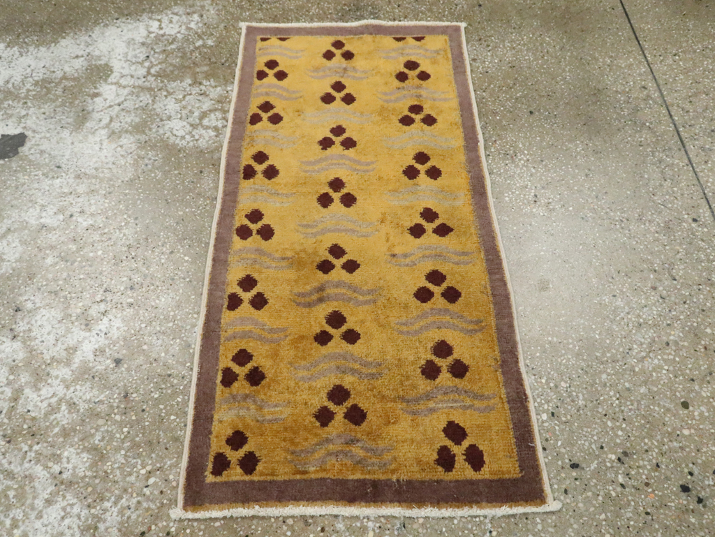 Vintage Turkish Art Deco Throw Rug, No.29545 - Staging