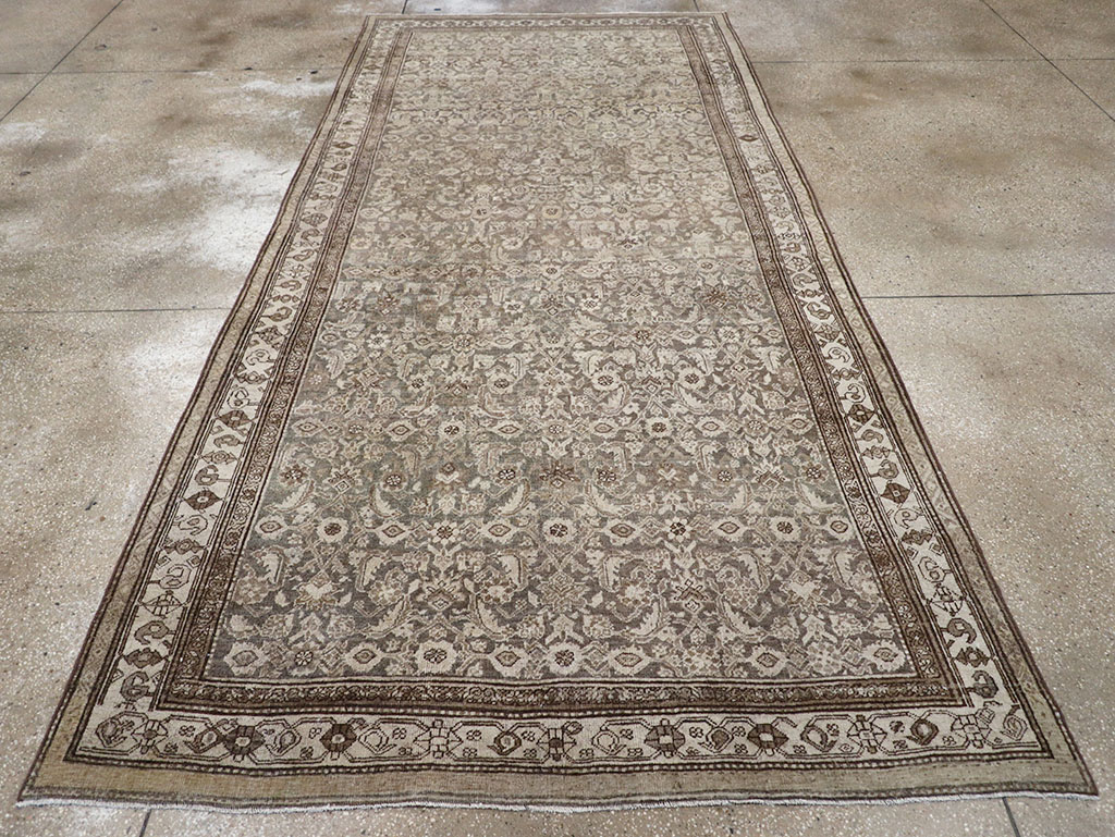 Antique Persian Bidjar Gallery Carpet, No.29564 - Staging