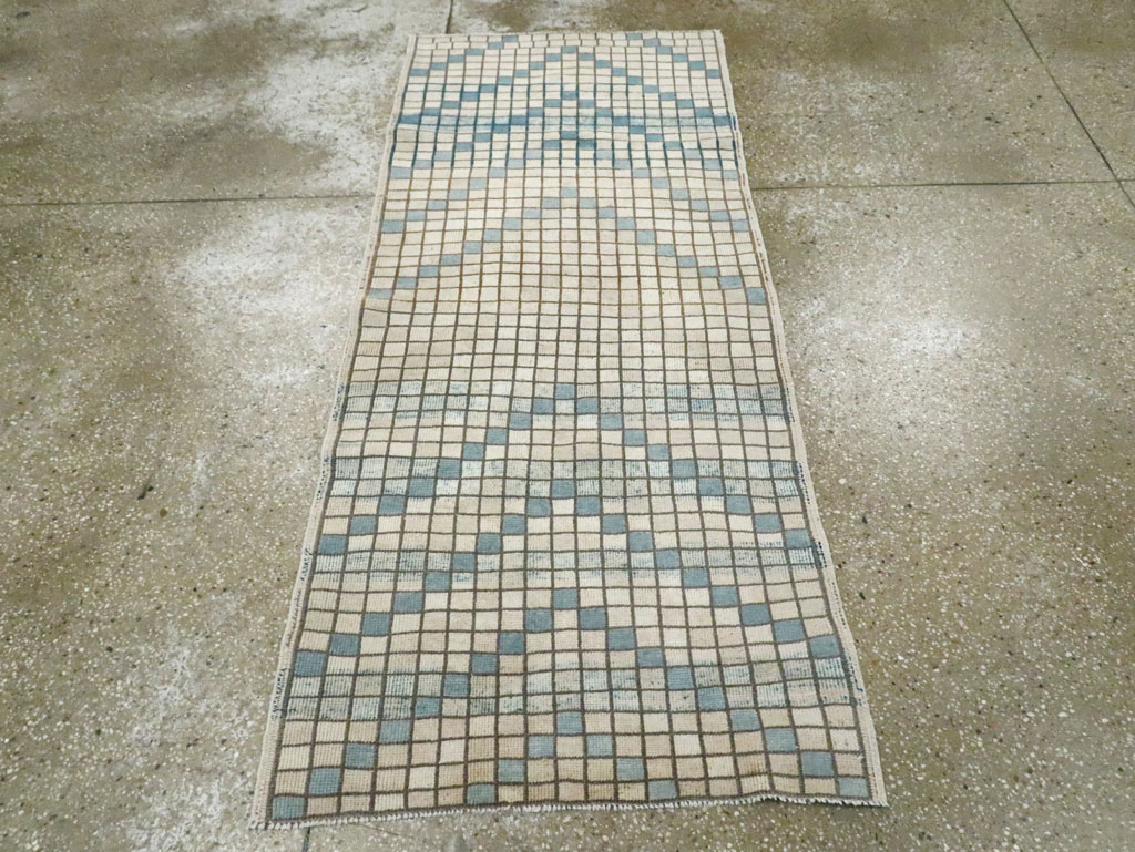 Vintage Anatolian Rug, No.29569 - Staging