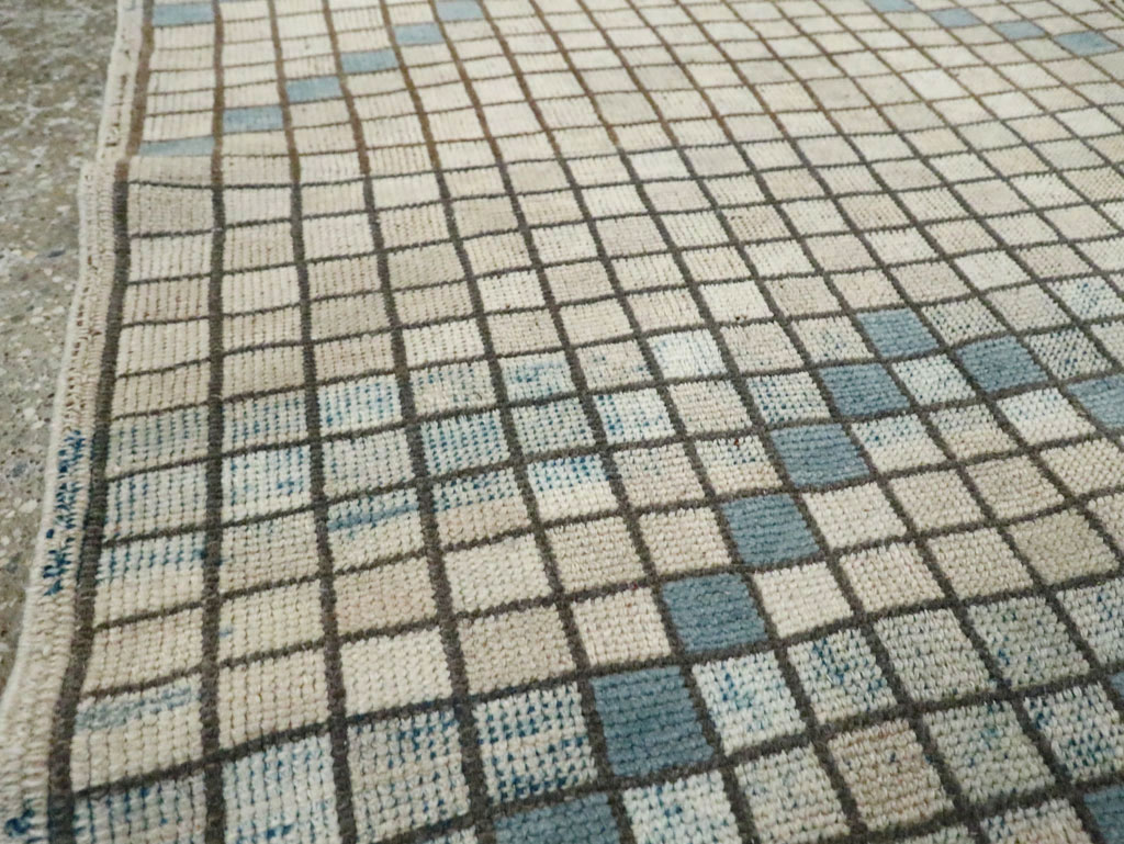 Vintage Anatolian Rug, No.29569 - Staging