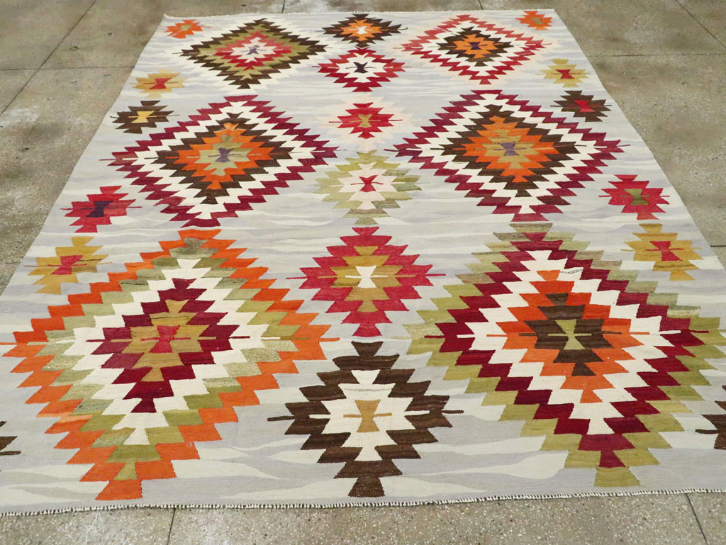 Contemporary Turkish Flat-Weave Kilim, No.29571 - Staging