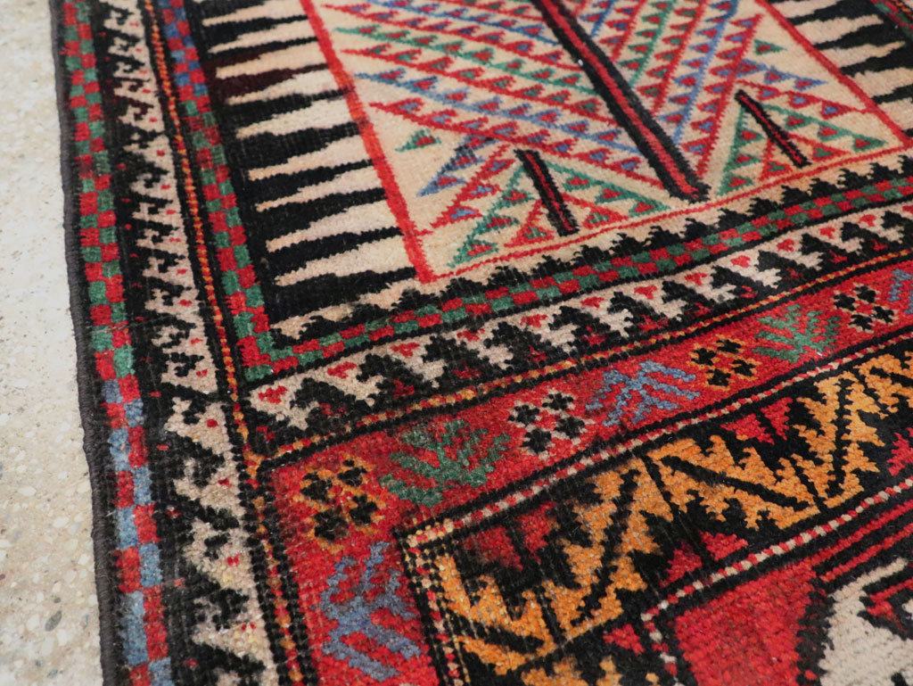 Vitnage Persian Baluch Runner, No.29597 - Staging