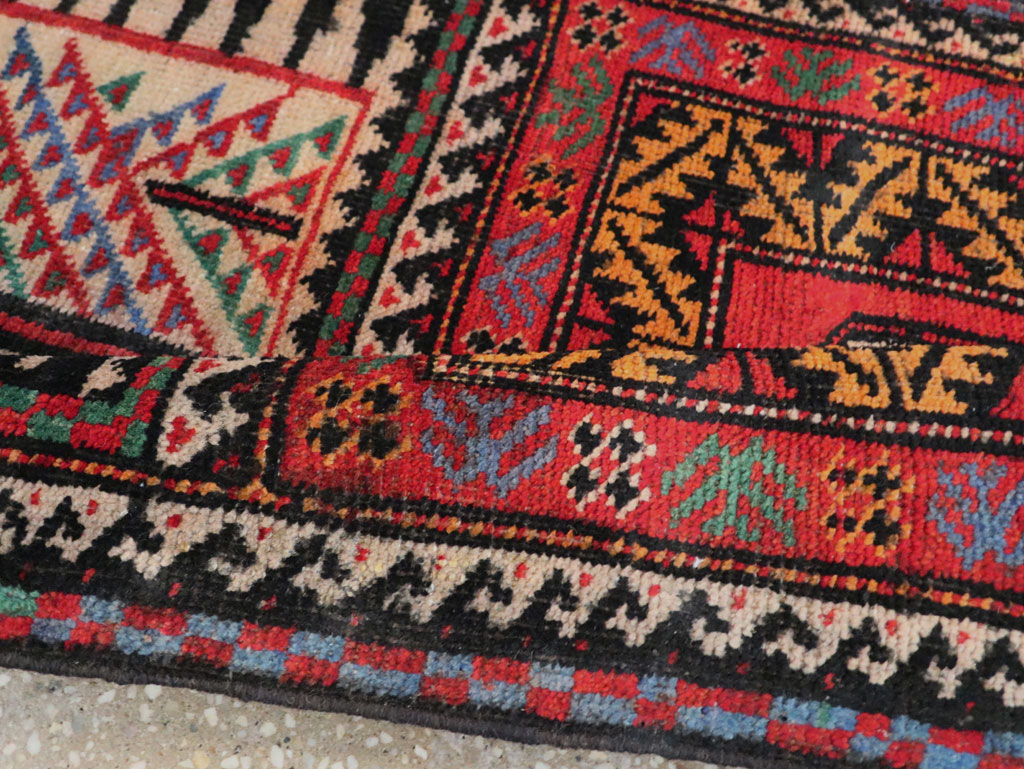 Vitnage Persian Baluch Runner, No.29597 - Staging