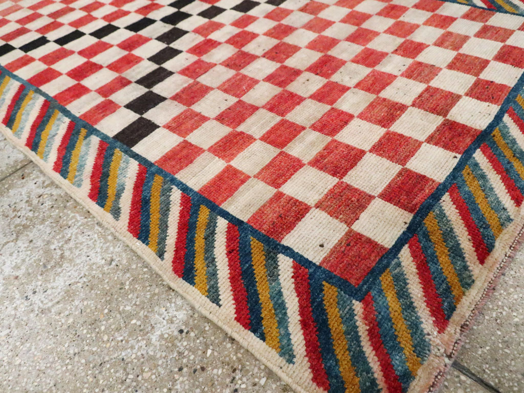 Vintage Persian Gabbeh Accent Rug, No.29601 - Staging