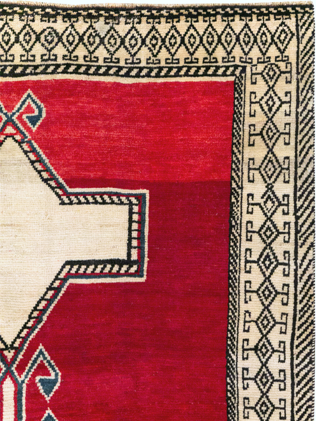 Vintage Persian Gabbeh Accent Rug, No.29603 - Staging