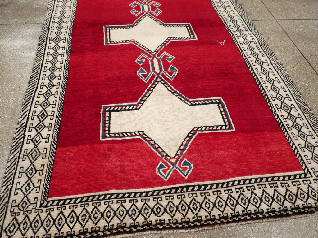 Vintage Persian Gabbeh Accent Rug, No.29603 - Staging