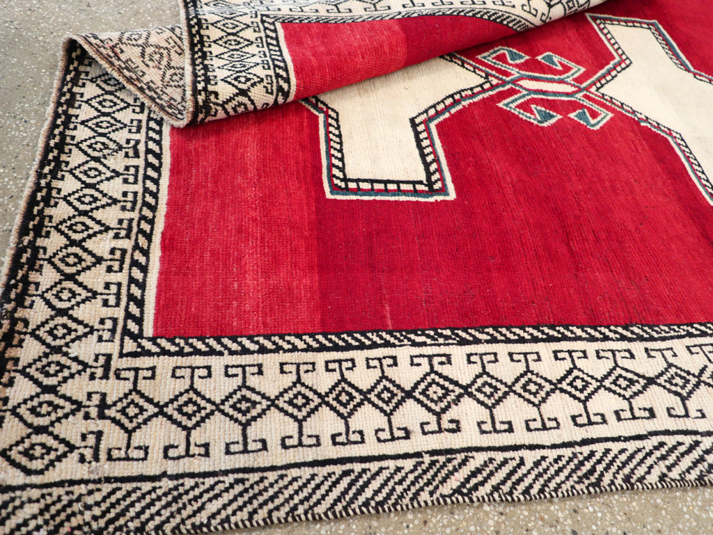 Vintage Persian Gabbeh Accent Rug, No.29603 - Staging