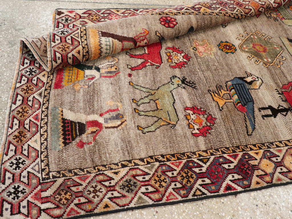Vintage Persian Pictorial Shiraz Rug, No.29605 - Staging