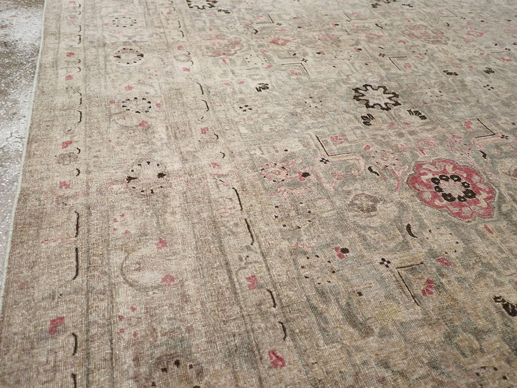 Antique Persian Tabriz Accent Carpet, No.29611 - Staging