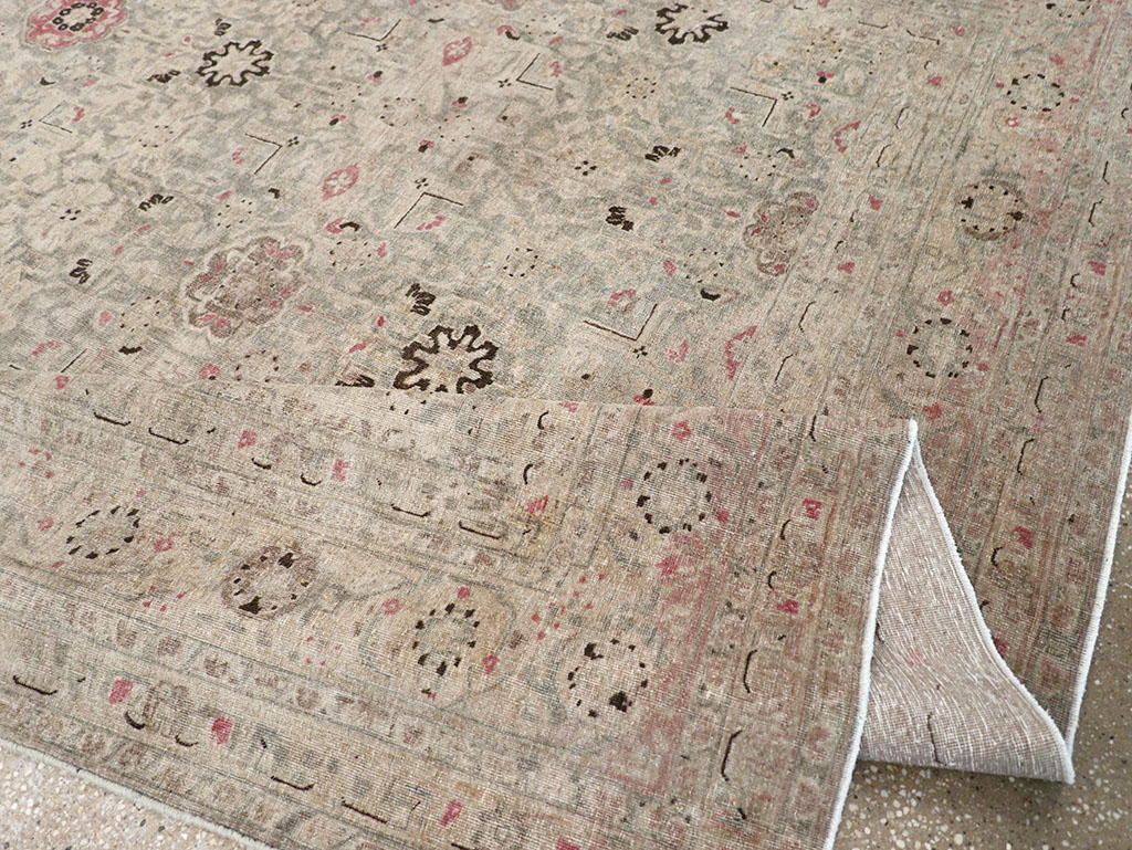 Antique Persian Tabriz Accent Carpet, No.29611 - Staging