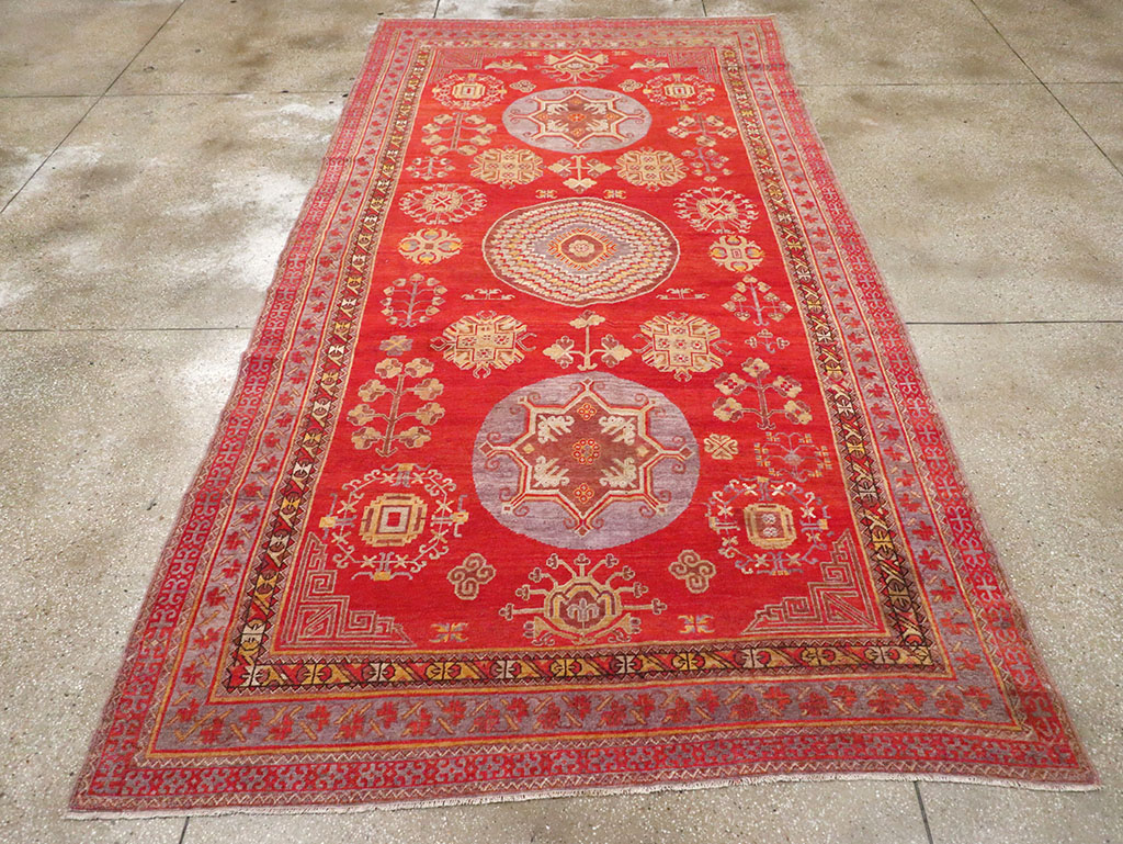 Antique East Turkestan Khotan Gallery Carpet, No.29616 - Staging