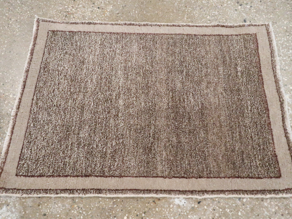 Vintage Persian Mashad Small Throw Rug, No.29665 - Staging