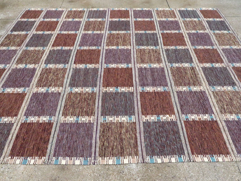 Swedish Inspired Contemporary Turkish Flatweave Kilim Room Size Carpet, No.29667 - Staging