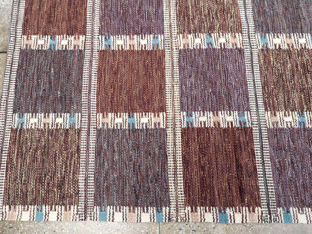 Swedish Inspired Contemporary Turkish Flatweave Kilim Room Size Carpet, No.29667 - Staging